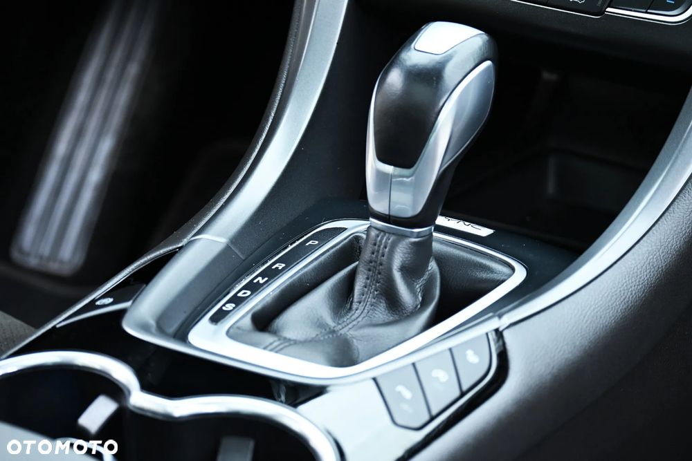 Ford Mondeo 1.5 EcoBoost ST-Line - 21