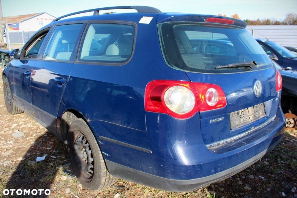 VW Passat B6 2007 1.9TDI BKC Kombi (MASKA, ZDERZAK, LAMPA, BŁOTNIK, DRZWI, SZYBA, FOTEL) - 4