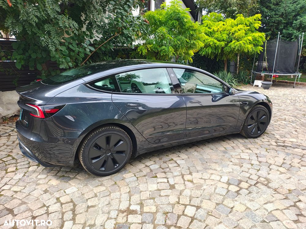 Tesla Model 3 AWD Long Range - 8