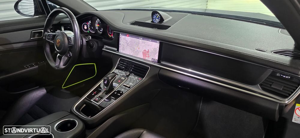 Porsche Panamera Sport Turismo - 31