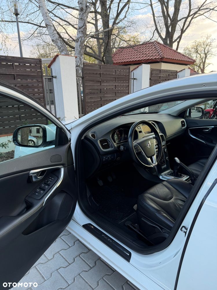 Volvo V40 D3 - 5
