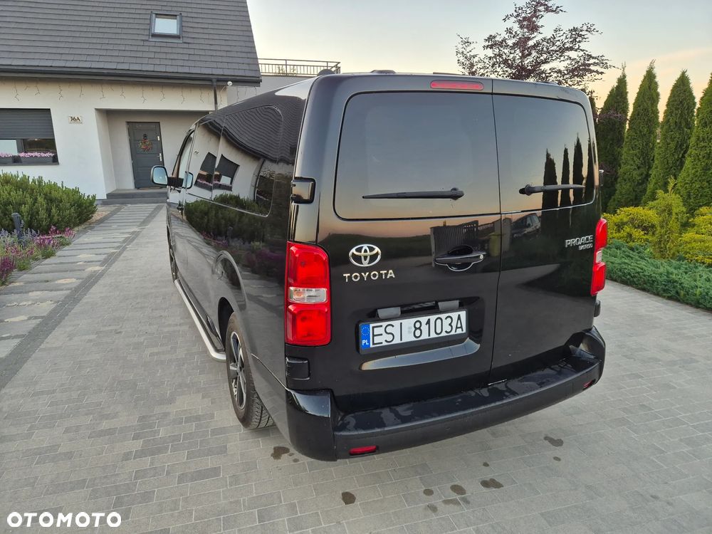 Toyota ProAce 2,0-l-D-4D L1 (8-Si.) Verso Family Comfort - 7