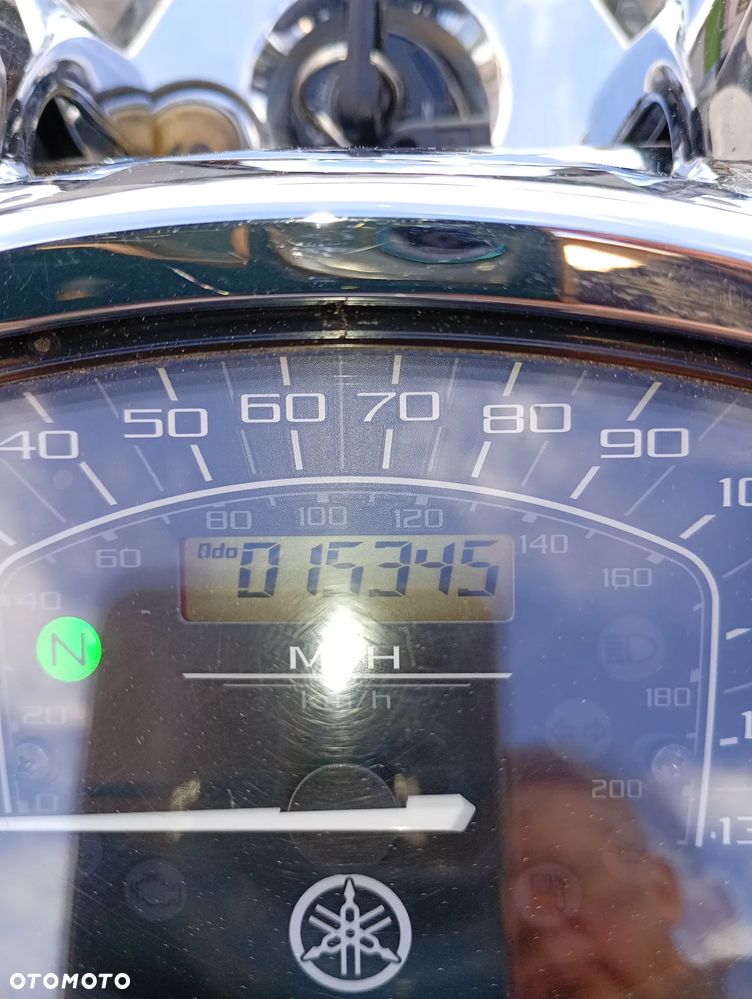 Yamaha XVS - 12