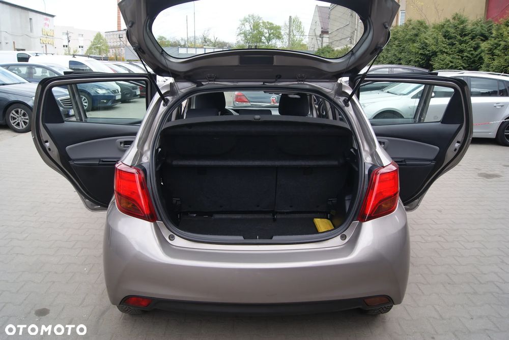 Toyota Yaris 1.33 Premium EU6 - 9