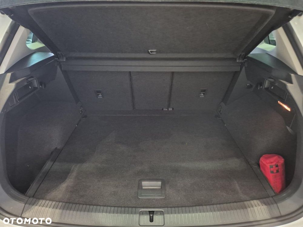Volkswagen Tiguan 1.5 TSI EVO Elegance DSG - 33