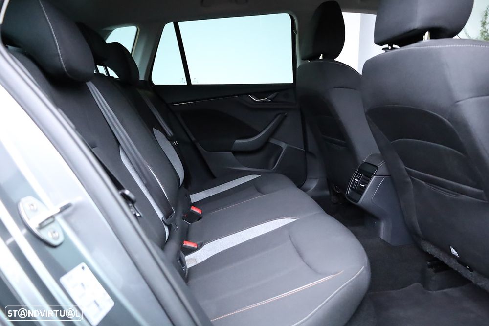 Skoda Kamiq 1.0 TSI DSG - 45