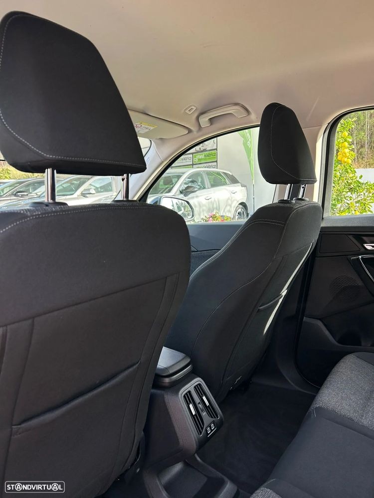 BMW iX1 xDrive30 - 13