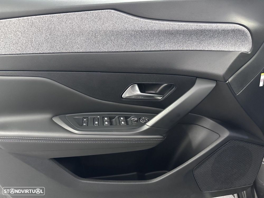 Peugeot 308 SW 1.6 Hybrid Allure Pack e-EAT8 - 20