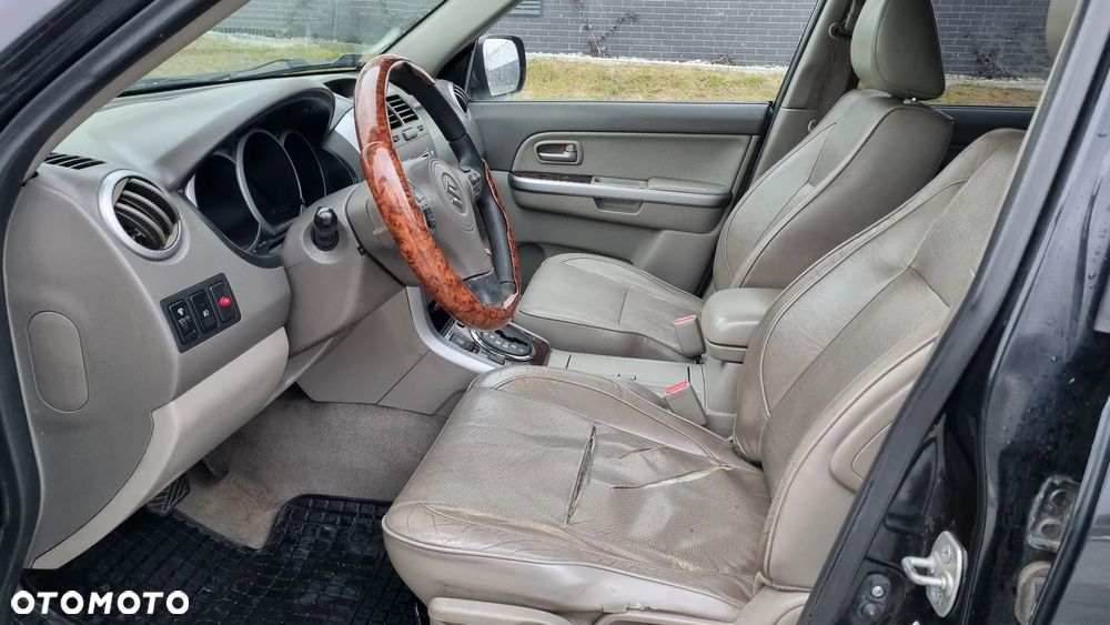Suzuki Grand Vitara 2.7 V6 - 11