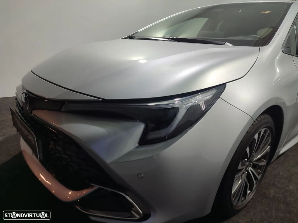 Toyota Corolla 1.8 Hybrid Exclusive - 4