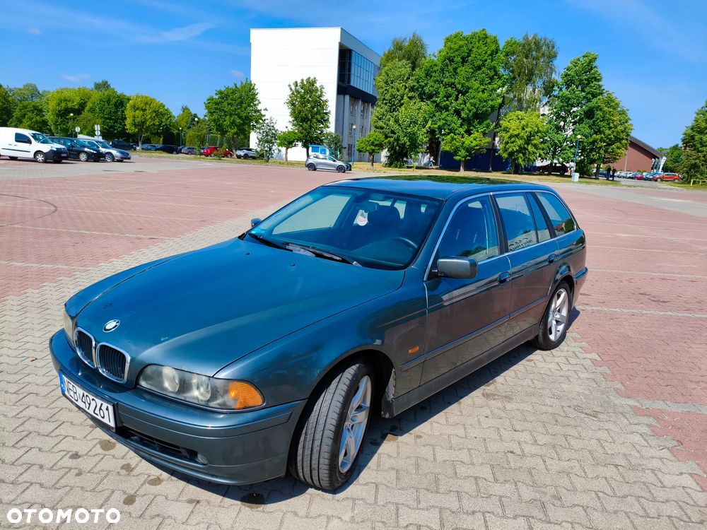 BMW Seria 5 530d Touring - 2