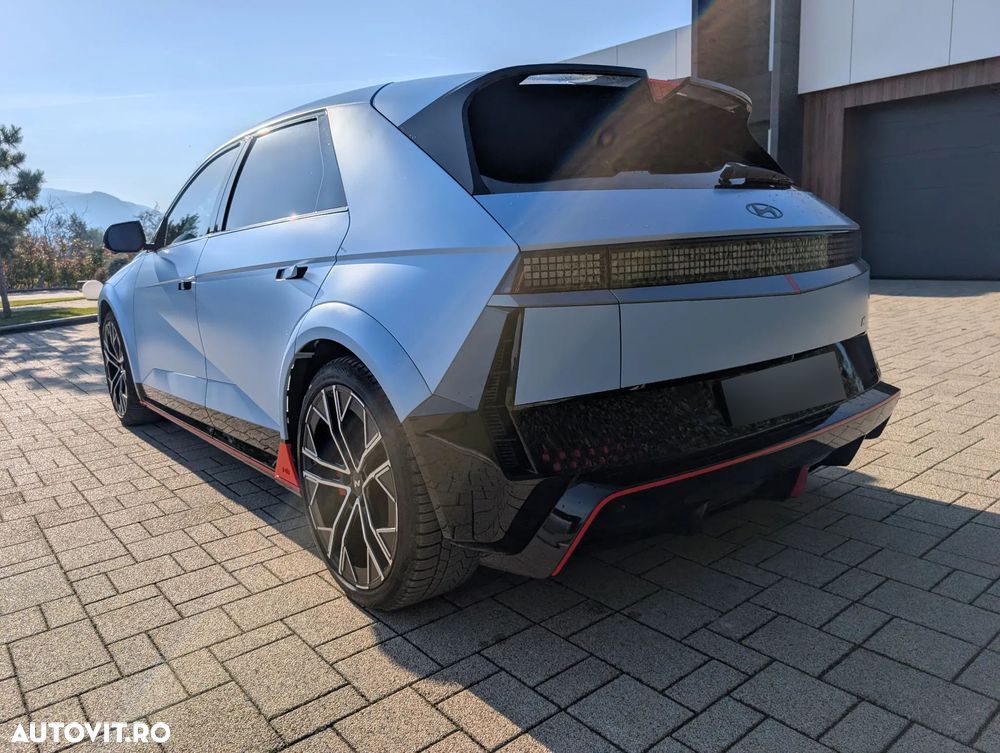 Hyundai IONIQ 5 - 12