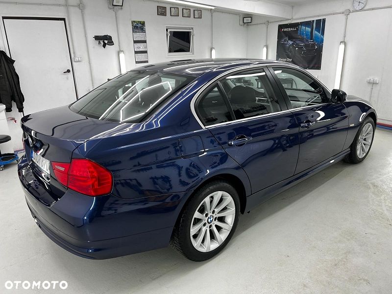 BMW Seria 3 320d - 9