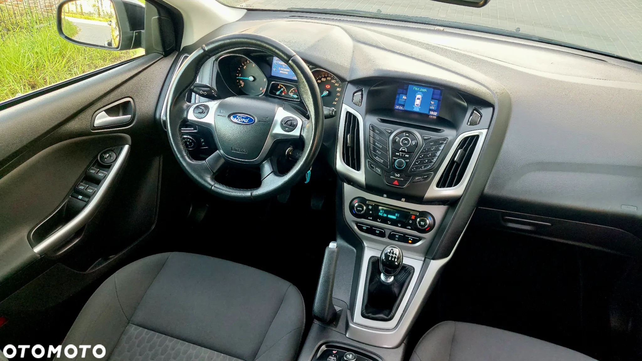 Ford Focus Turnier 2.0 TDCi DPF SYNC Edition - 23