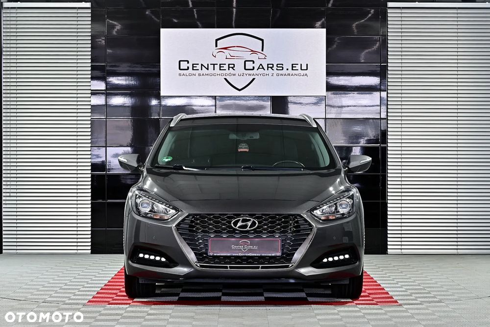 Hyundai i40 Kombi blue 1.6 Space - 2