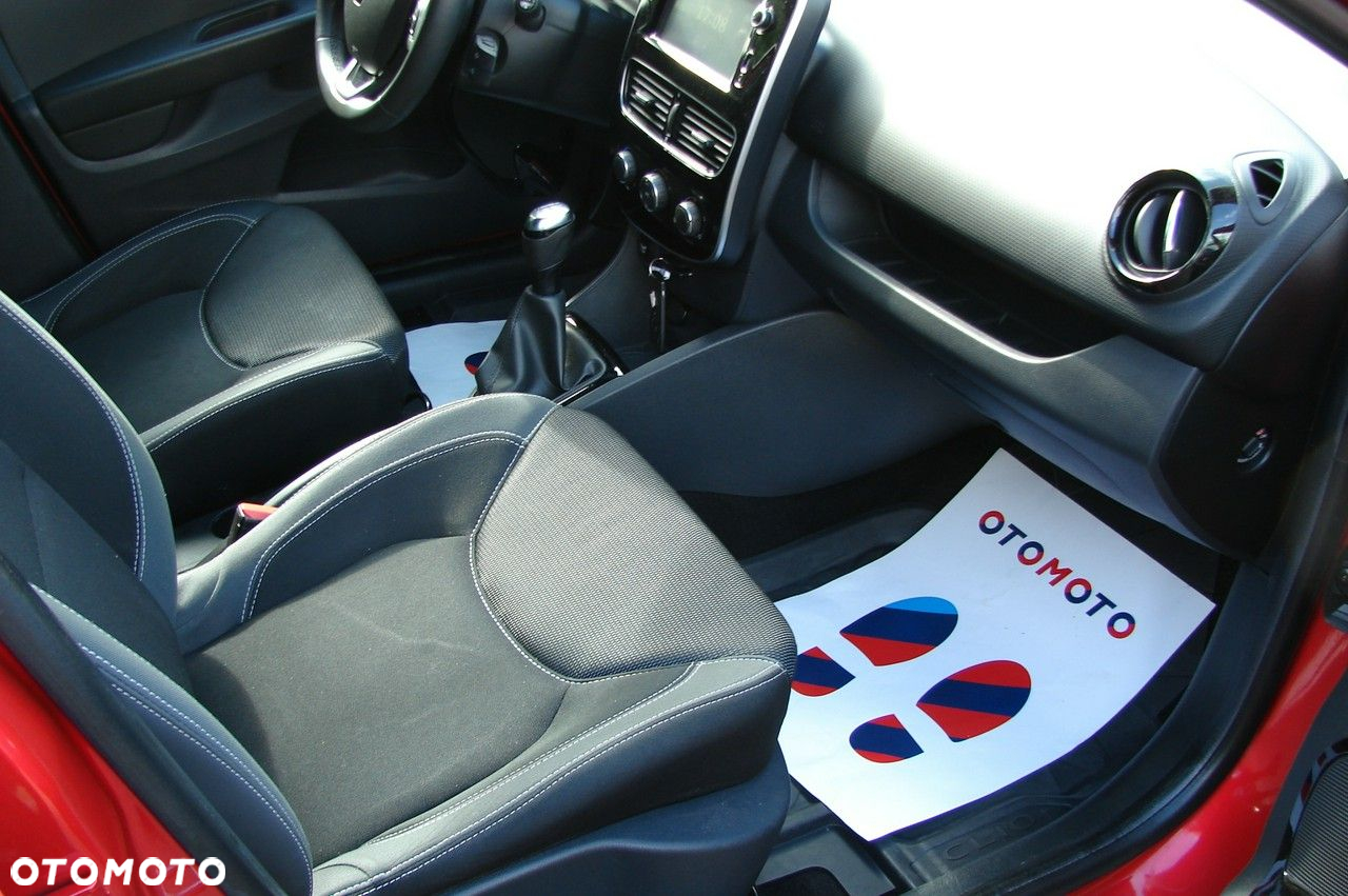 Renault Clio - 10