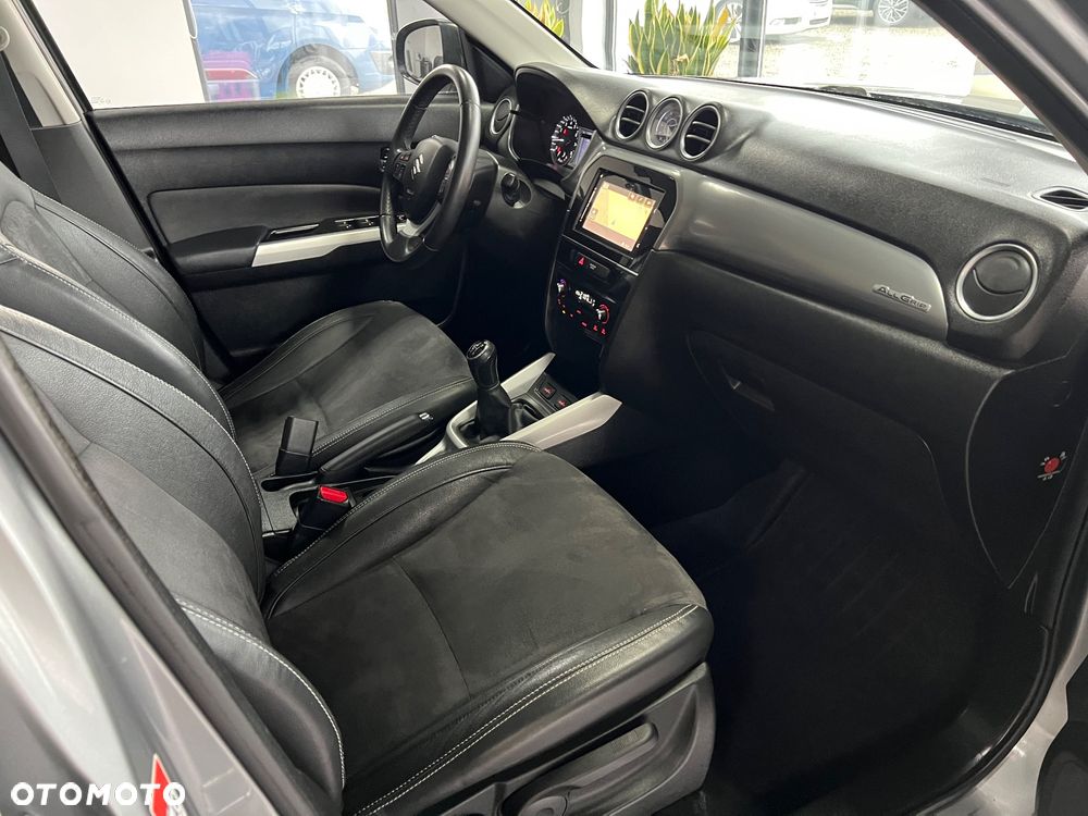 Suzuki Vitara - 32