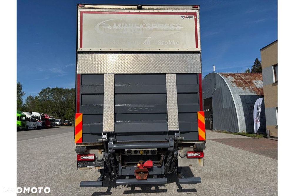 Volvo FM460 6x2 + CARRIER SUPRA 1250 - 6