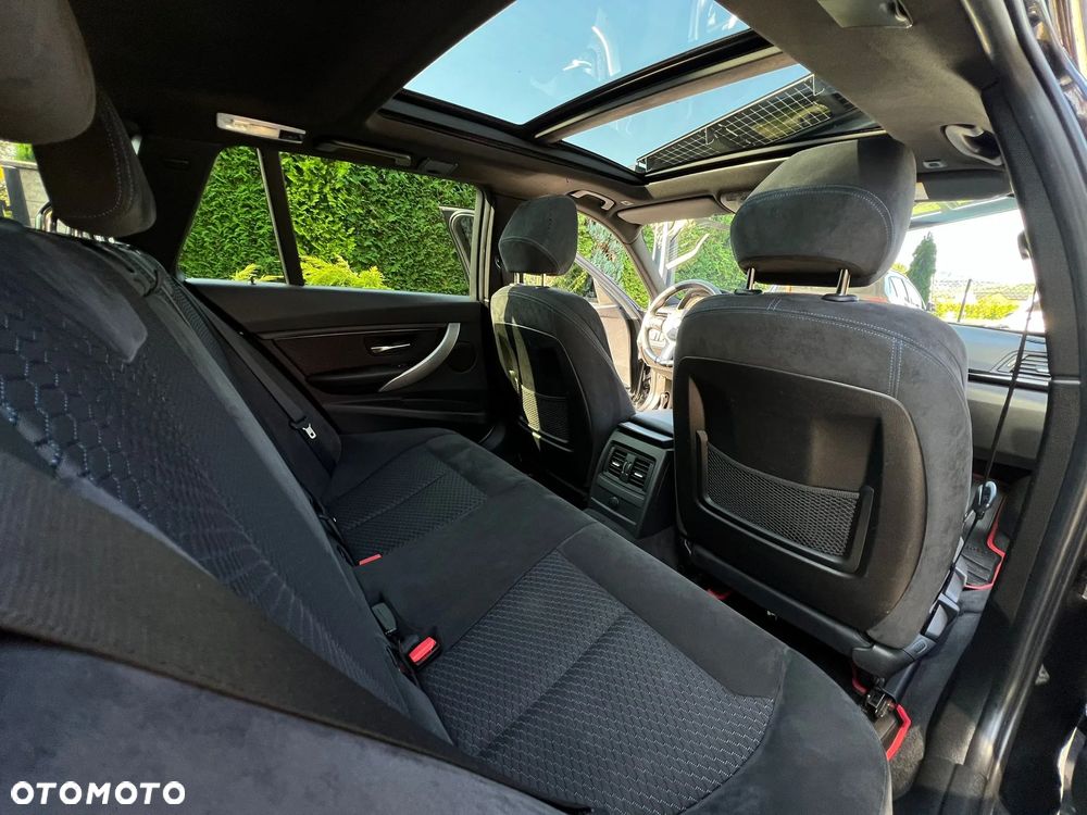 BMW Seria 3 320d - 12
