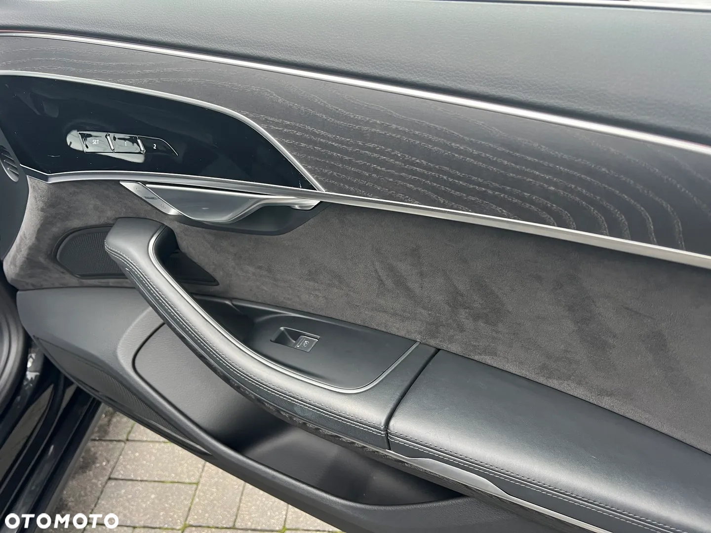 Audi A8 - 35