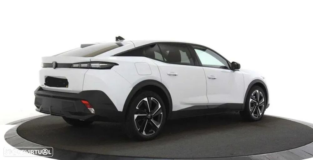 Peugeot 408 1.2 Hybrid Allure e-DCS6 - 8