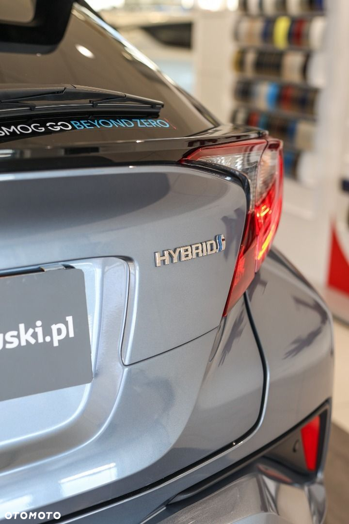 Toyota C-HR - 34
