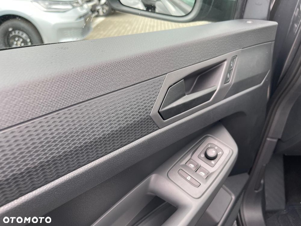 Volkswagen Caddy 2.0 TDI DSG - 23