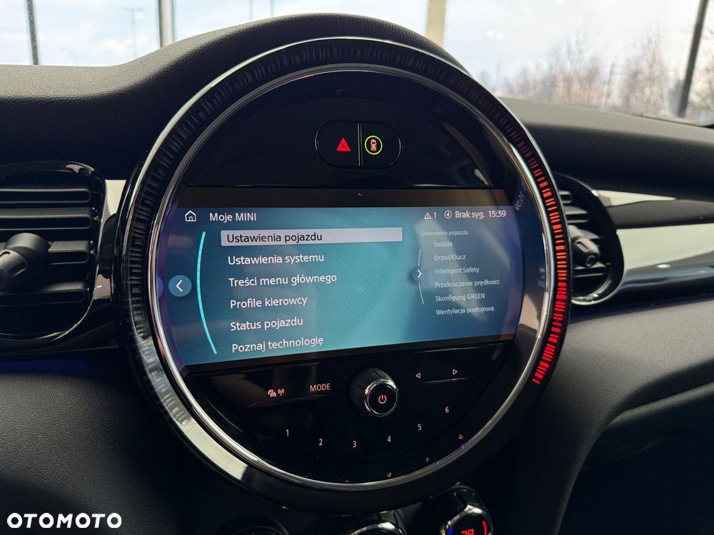 MINI Cooper Standard - 30