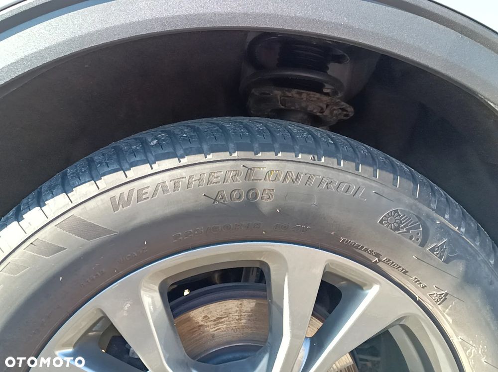 Ford Kuga 1.5 EcoBlue FWD Titanium - 36