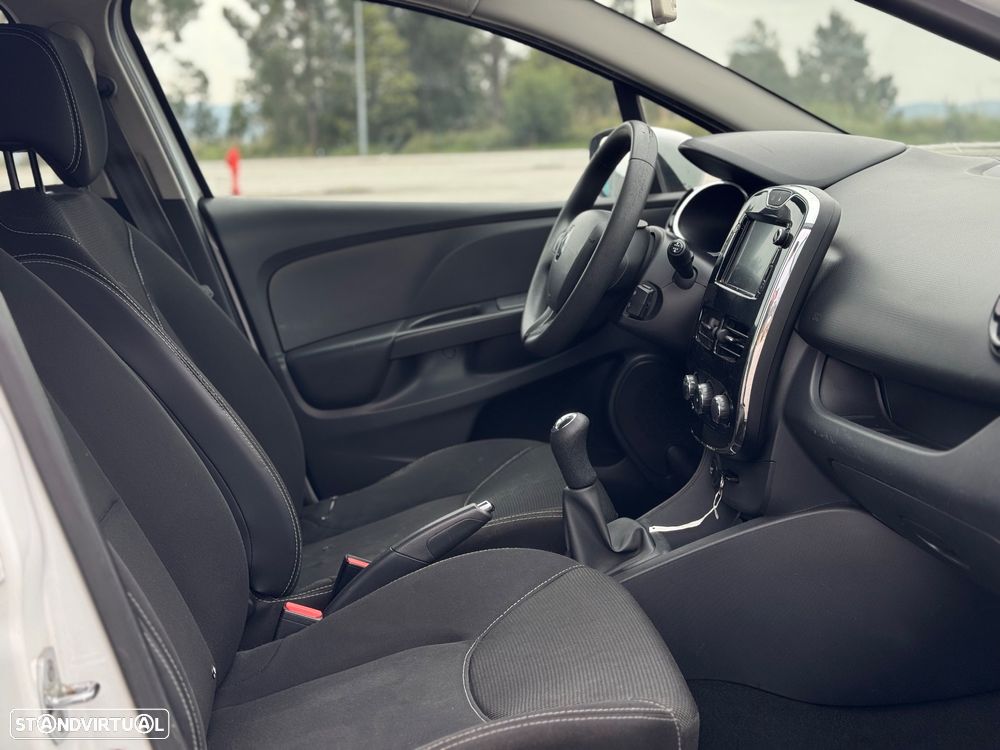 Renault Clio dCi 90 Dynamique - 10