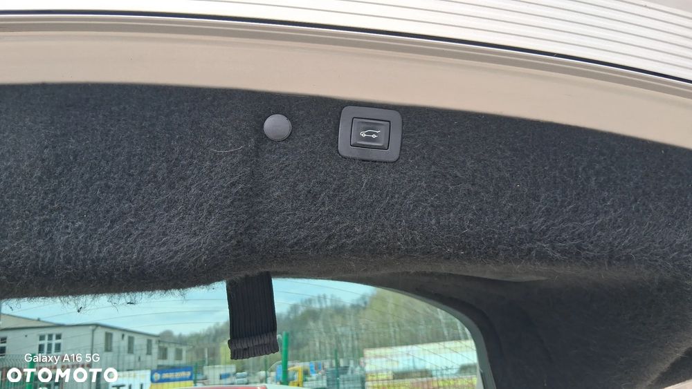 Opel Insignia 1.8 Cosmo - 23