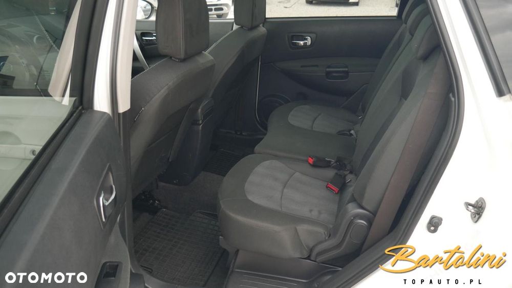 Nissan Qashqai+2 - 12