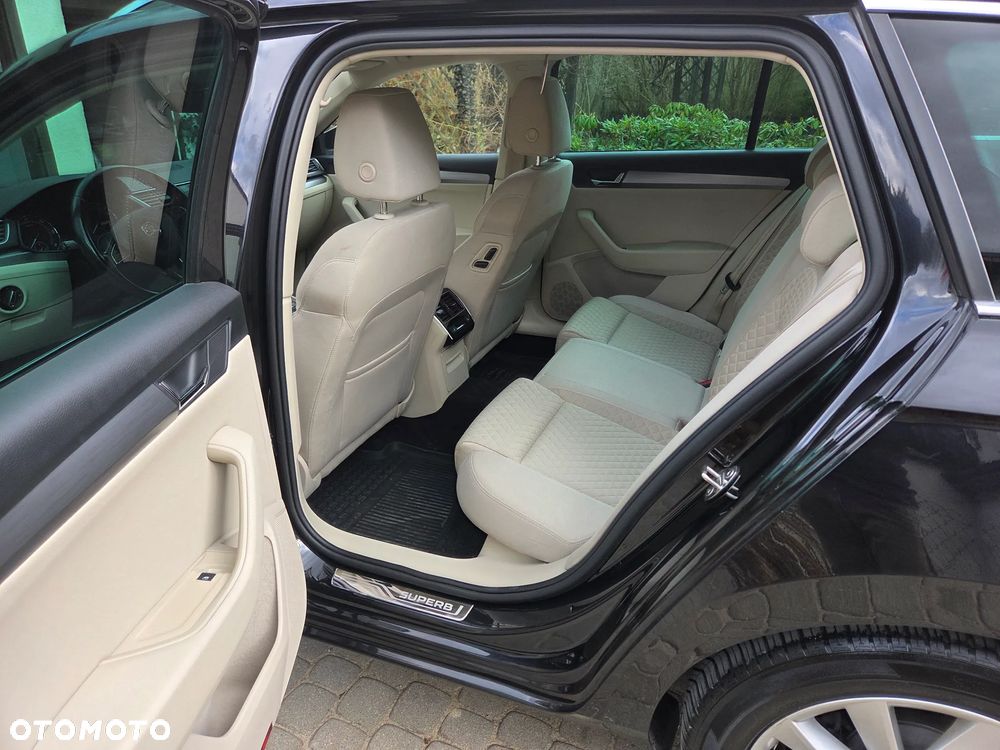 Skoda Superb 2.0 TDI 4x4 Style DSG - 15