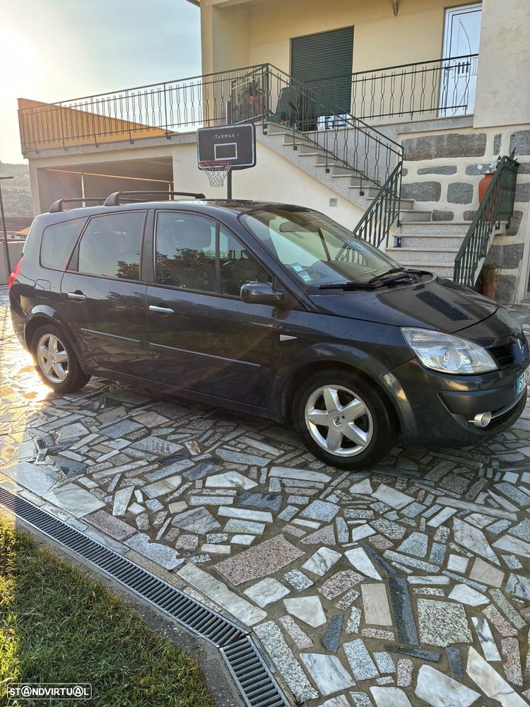 Renault Grand Scénic 1.5 dCi SL Exclusive - 2