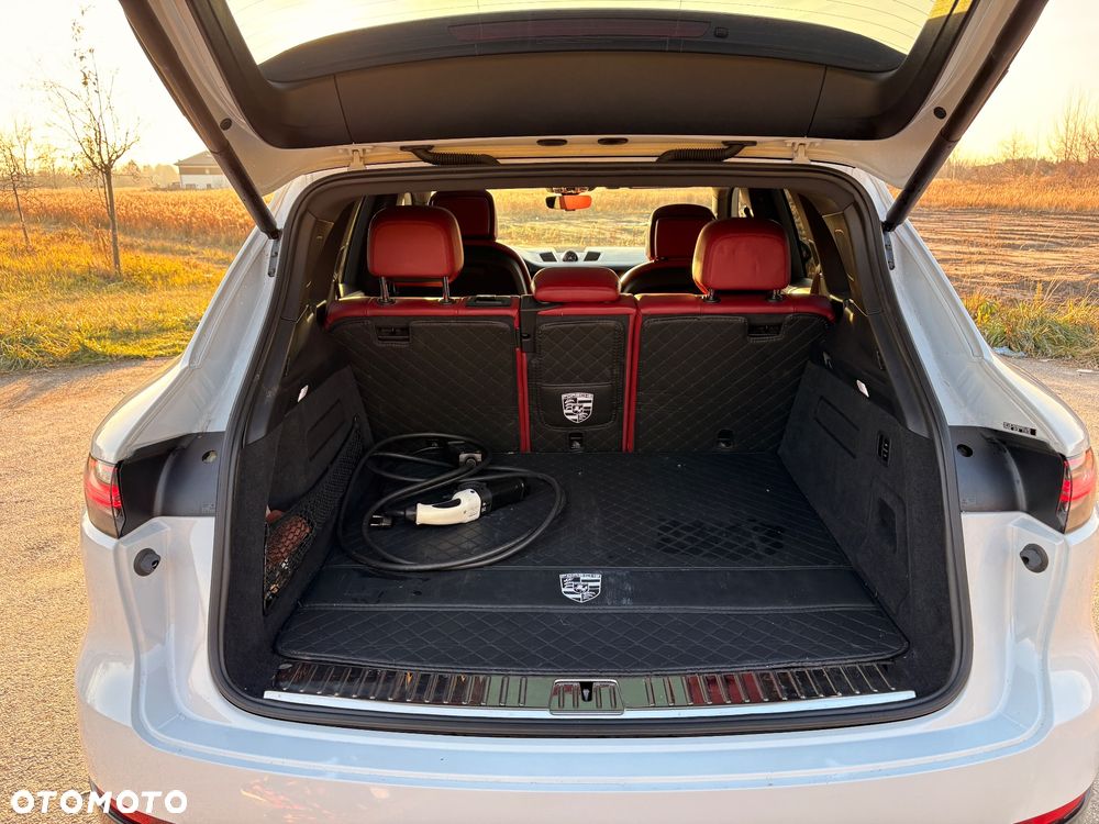 Porsche Cayenne E-Hybrid - 15