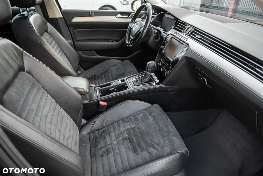 Volkswagen Passat Variant - 33