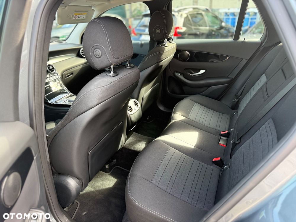 Mercedes-Benz GLC 300 de 4Matic 9G-TRONIC - 15