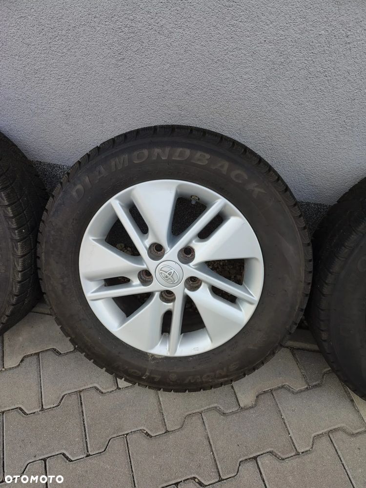 Toyota Auris 1.8 HSD Sol - 30