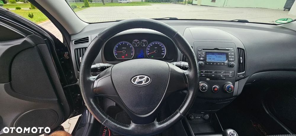Hyundai i30 1.4 FIFA WM Edition - 20