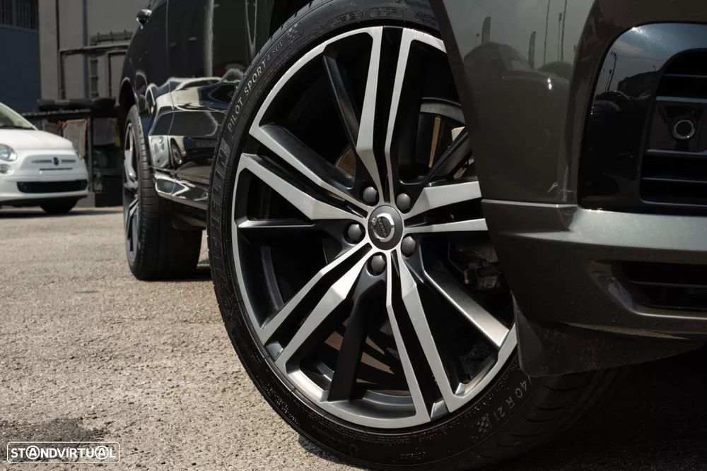 Volvo XC 60 2.0 B5 R-Design - 7