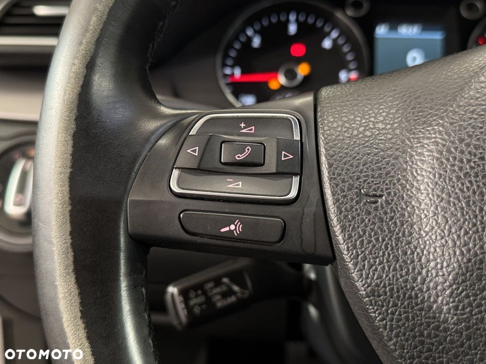 Volkswagen Passat Variant - 17