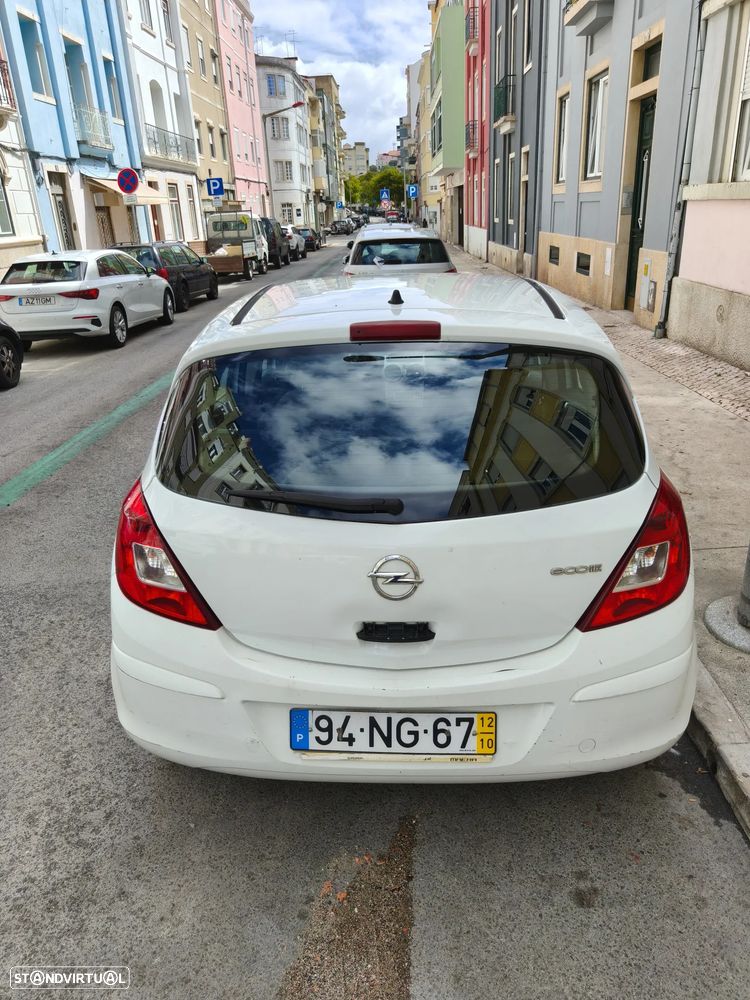 Opel Corsa 1.3 CDTi Enjoy — fotografia 11