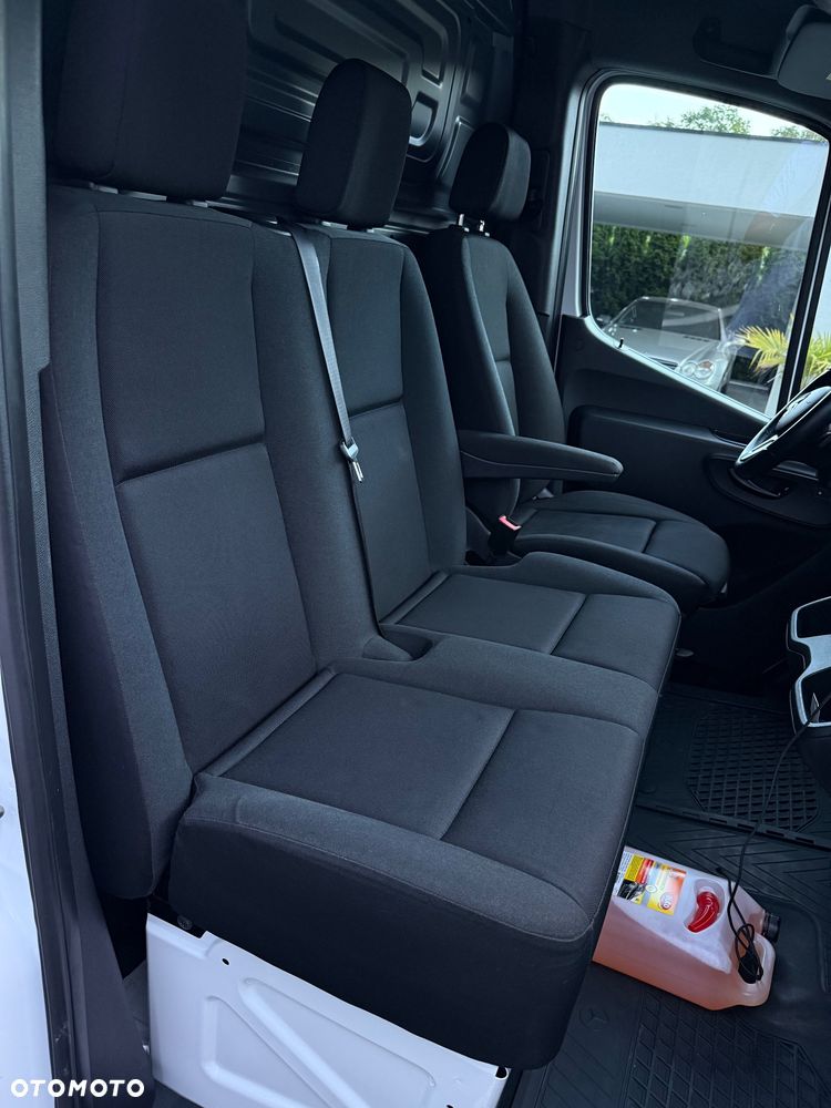 Mercedes-Benz Sprinter 316 - 23