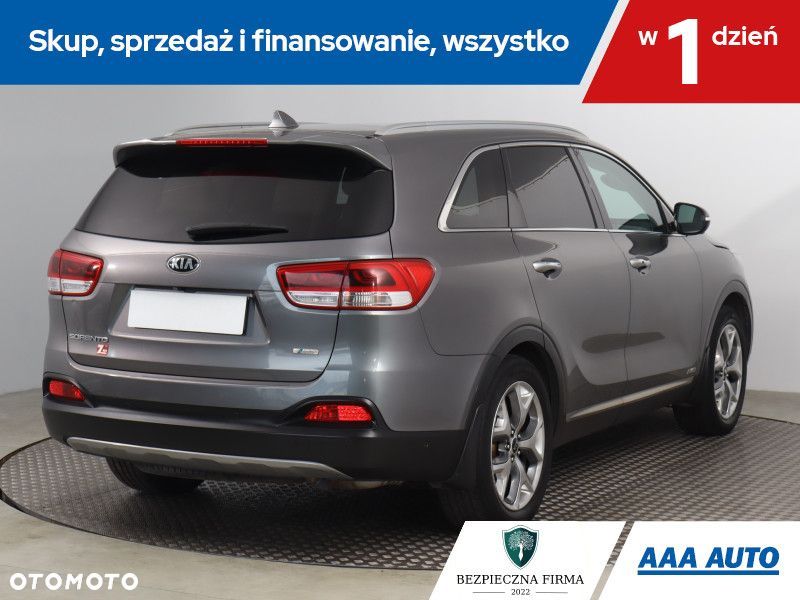 Kia Sorento - 6
