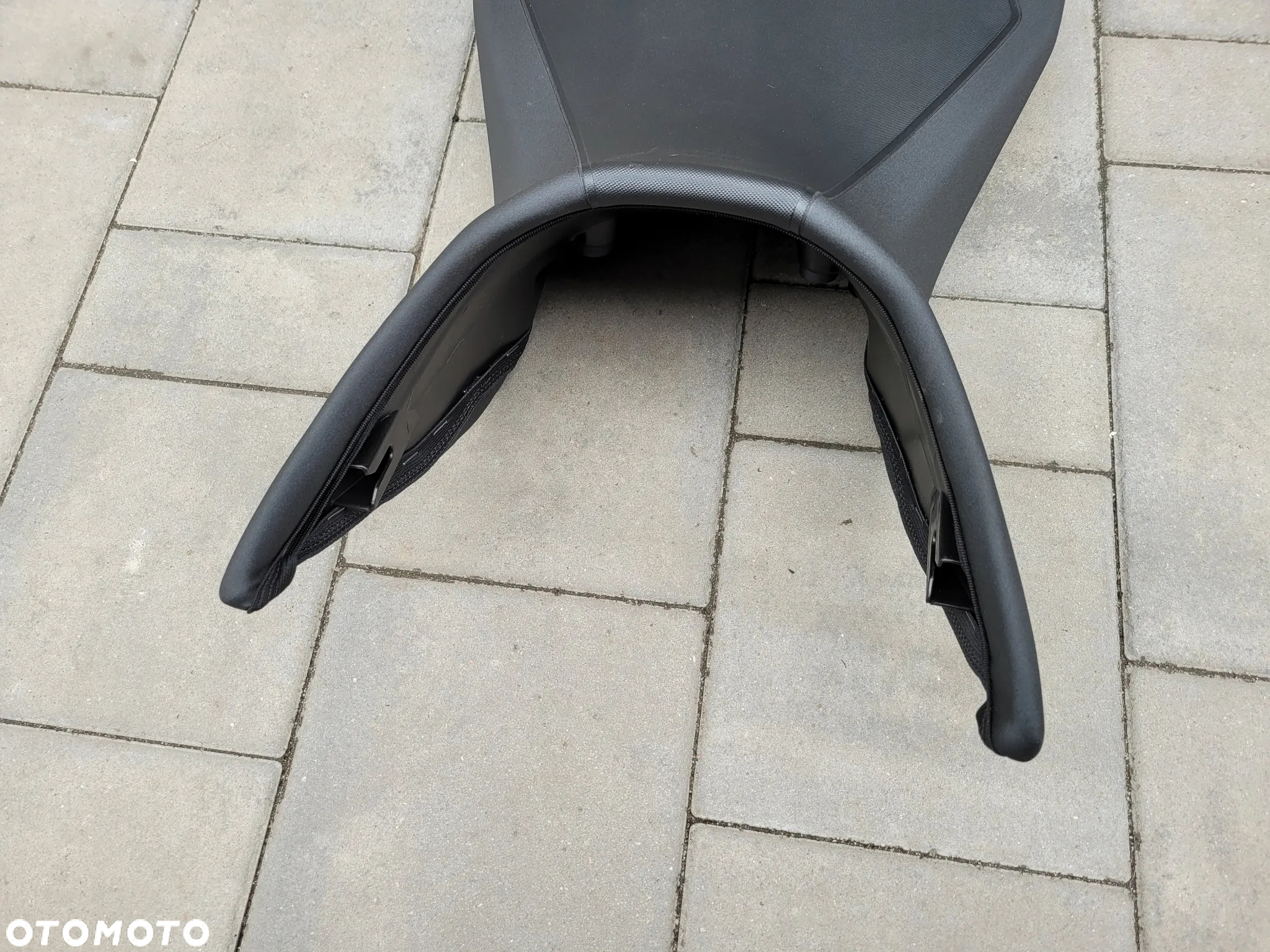 Kanapa, fotel przód, siedzenie kierowcy KTM Super Duke GT 1290 - 11
