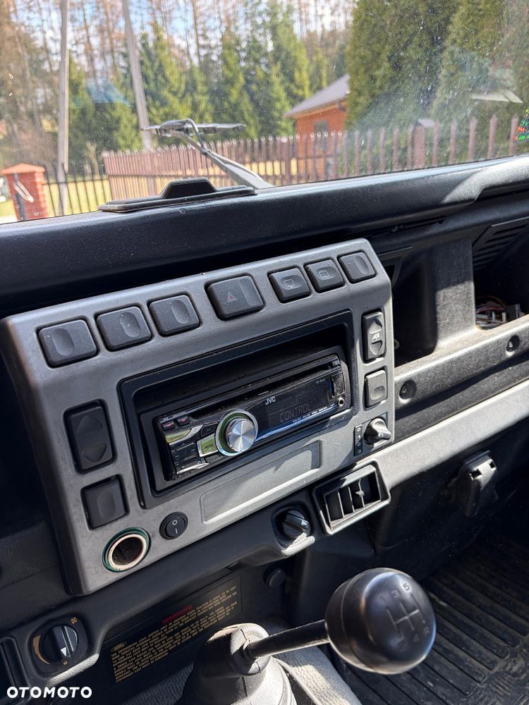 Land Rover Defender 2.5 TD5 - 3