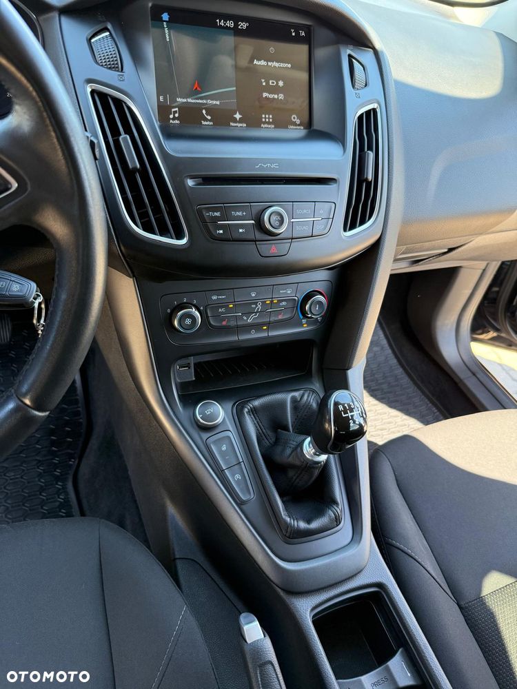 Ford Focus - 8