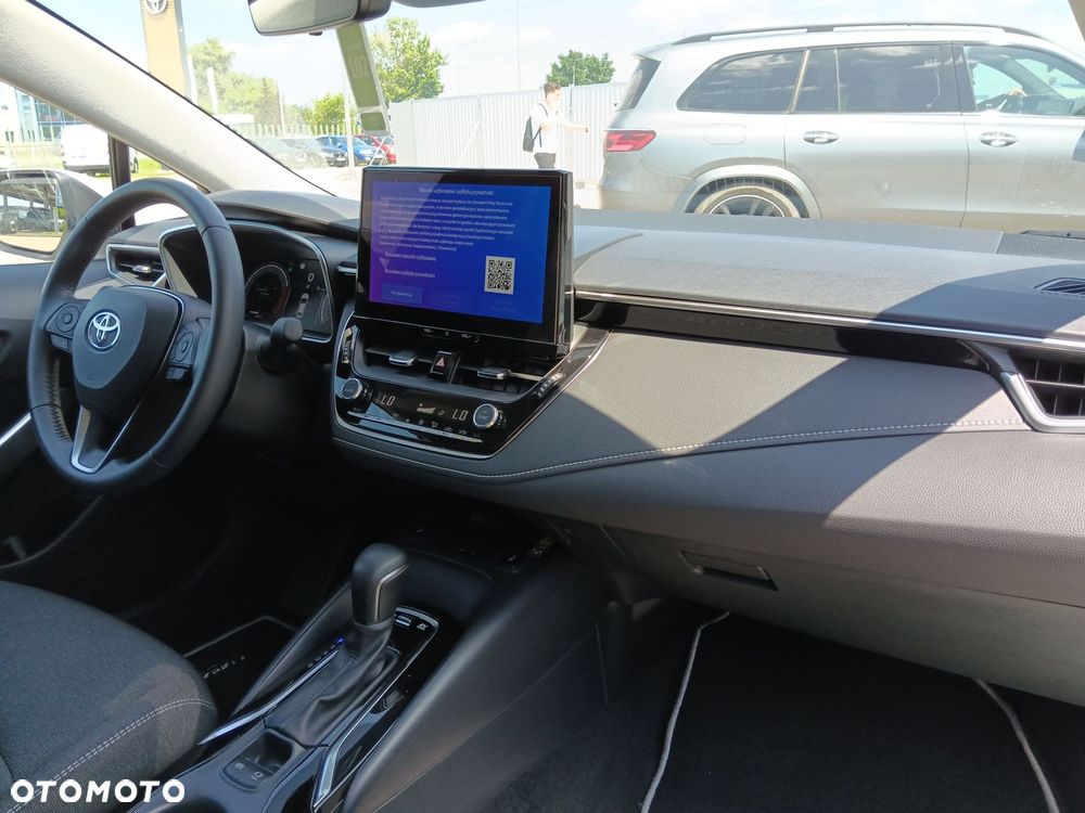 Toyota Corolla 1.8 Hybrid Style - 11