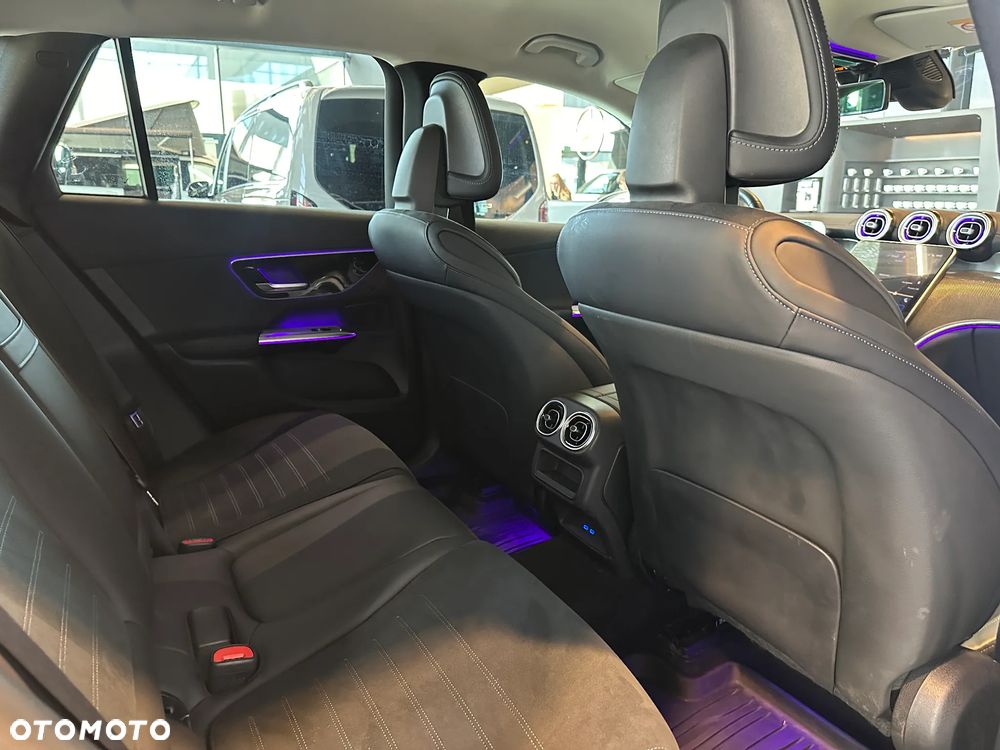 Mercedes-Benz GLC - 14