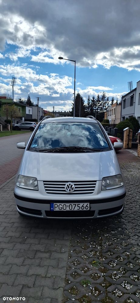 Volkswagen Sharan 1.9 TDI Basis - 6